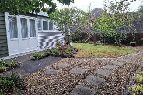 Photo of property in 15 Allendale Road, Mount Albert, Auckland, 1025