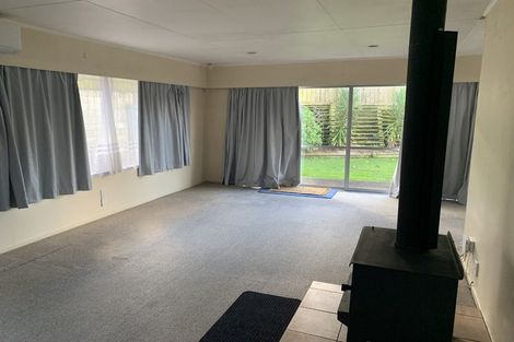 Photo of property in 14 Leeton Drive, Waipukurau, 4200