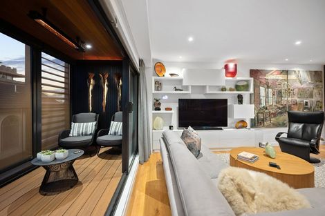 Photo of property in 5e Pierce Road, Milford, Auckland, 0620