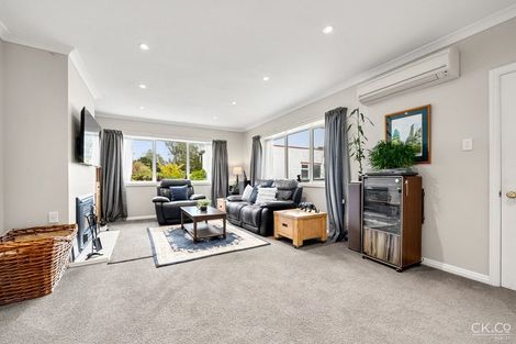 Photo of property in 144 Riverside Drive, Waiwhetu, Lower Hutt, 5010