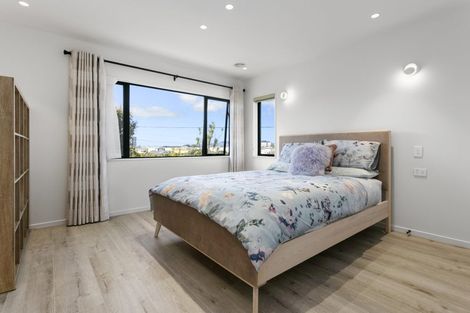 Photo of property in 9a Wolsley Avenue, Milford, Auckland, 0620