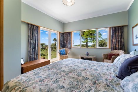Photo of property in 18 Cliff Road, Tasman, Upper Moutere, 7173