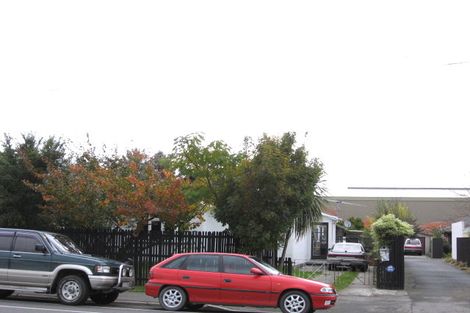 Photo of property in 2/21b Northcote Road, Northcote, Christchurch, 8052