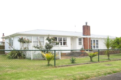 Photo of property in 5 Ngaio Avenue, Mangere Bridge, Auckland, 2022