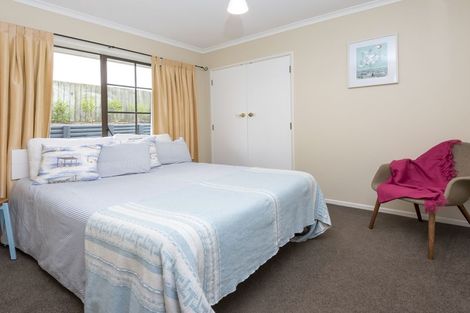 Photo of property in 12 Aries Place, Shelly Park, Auckland, 2014