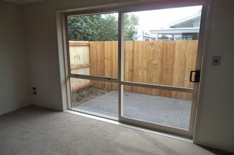 Photo of property in 2/114 Old Farm Road, Hamilton East, Hamilton, 3216