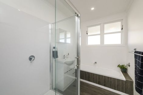 Photo of property in 3a Duff Crescent, Highbury, Palmerston North, 4412