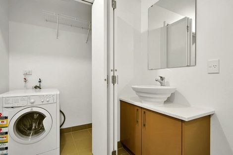Photo of property in 1a/33 Mackelvie Street, Grey Lynn, Auckland, 1021