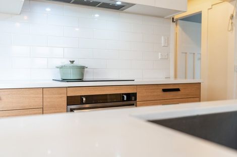 Photo of property in 893 Heaphy Terrace, Claudelands, Hamilton, 3214