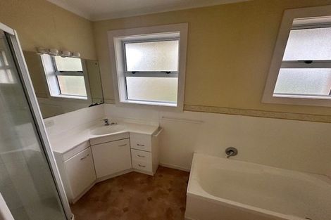 Photo of property in 223 Lamb Street, Leamington, Cambridge, 3432