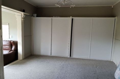 Photo of property in 359 Henderson Valley Road, Henderson Valley, Auckland, 0612