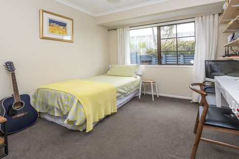 Photo of property in 12 Aries Place, Shelly Park, Auckland, 2014