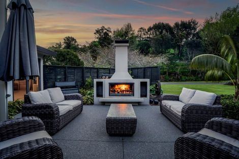 Photo of property in 371b Mangorei Road, Merrilands, New Plymouth, 4312