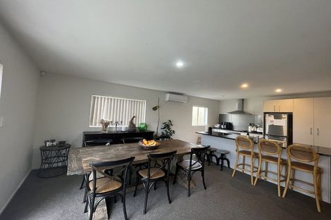 Photo of property in 22 Popokatea Drive, Takanini, 2112