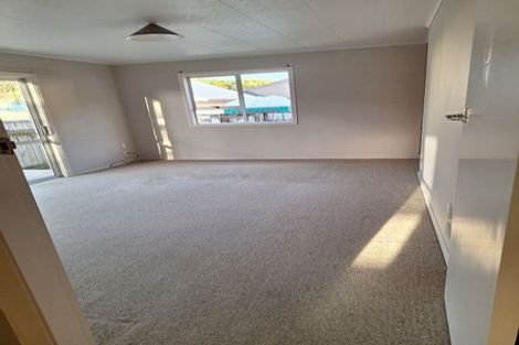 Photo of property in 27a Wallath Road, Westown, New Plymouth, 4310