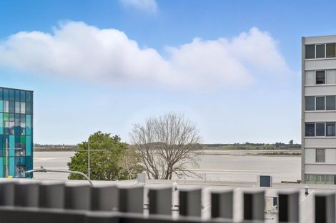 Photo of property in 420/38 Elizabeth Street, Tauranga, 3110