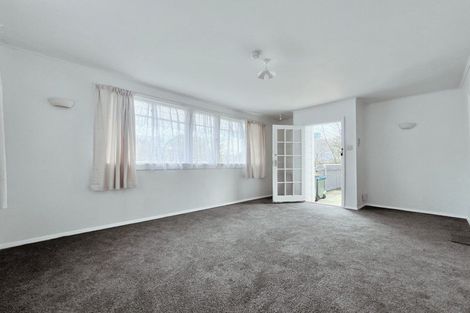 Photo of property in 1 Titahi Bay Road, Porirua City Centre, Porirua, 5022
