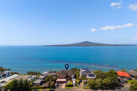 Photo of property in 3/64 Seacliffe Avenue, Belmont, Auckland, 0622