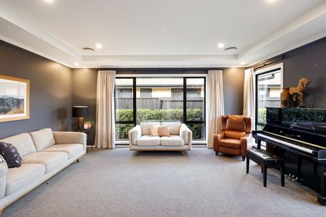 Photo of property in 32 Helen June Avenue, Flagstaff, Hamilton, 3210