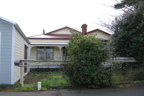 Photo of property in 327 Featherston Street, Palmerston North, 4414