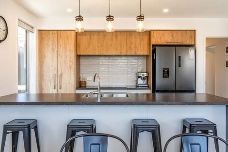 Photo of property in 106 Sentinel Avenue, Omokoroa, 3114