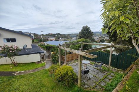 Photo of property in 1/71 Larsen Crescent, Tawa, Wellington, 5028