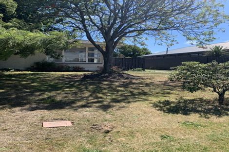 Photo of property in 22 Oriana Crescent, Hornby, Christchurch, 8042