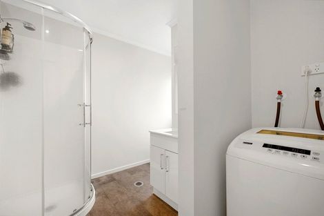 Photo of property in 10/10 Burrows Place, Frankton, Hamilton, 3204