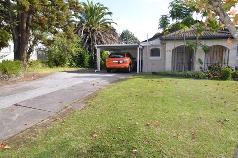 Photo of property in 28 Matuhi Rise, Henderson, Auckland, 0612