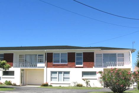 Photo of property in 3/2 Argyle Terrace, Milford, Auckland, 0620