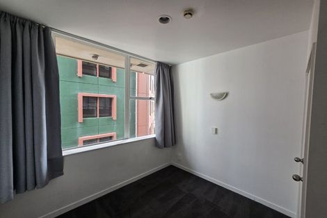 Photo of property in Terrace Tower Apartments, 7b/126 The Terrace, Wellington Central, Wellington, 6011