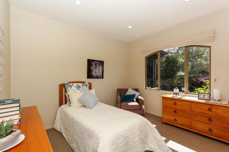 Photo of property in 30 Shelter Grove, Frankleigh Park, New Plymouth, 4310