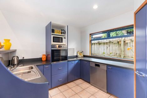 Photo of property in 1/12 Kaweka Street, New Lynn, Auckland, 0600