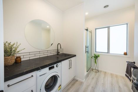 Photo of property in 8 Cousins Avenue East, Foxton Beach, Foxton, 4815