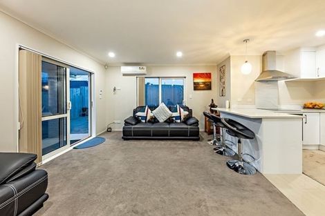 Photo of property in 55c Senator Drive, Manurewa, Auckland, 2105