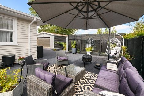 Photo of property in 76 Alexandra Street, Marton, 4710