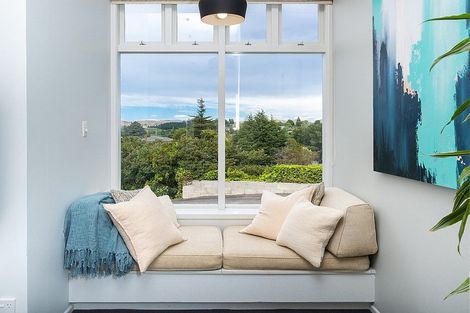 Photo of property in 13 Awarua Crescent, Havelock North, 4130