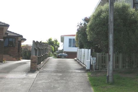 Photo of property in 48a Seaview Road, Castor Bay, Auckland, 0620