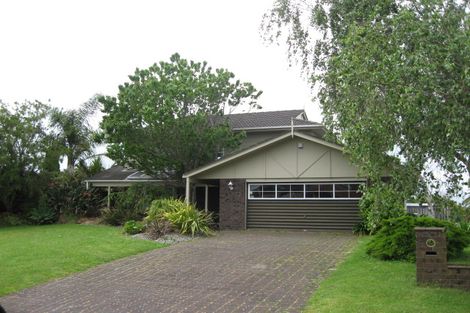 Photo of property in 27 Cumbrian Place, Conifer Grove, Takanini, 2112