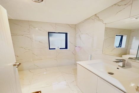 Photo of property in 187 Wallace Road, Mangere Bridge, Auckland, 2022