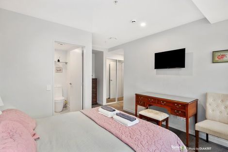 Photo of property in Pinnacle Apartments, W602/160 Victoria Street, Te Aro, Wellington, 6011