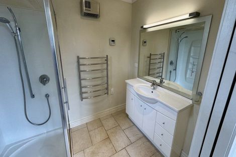 Photo of property in 220 Gibson Quay, Hokitika, 7810