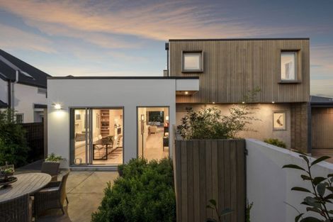 Photo of property in 49b Mcdougall Avenue, St Albans, Christchurch, 8014