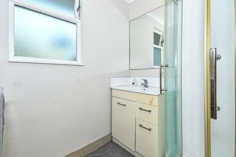 Photo of property in 17 Calthorp Close, Favona, Auckland, 2024