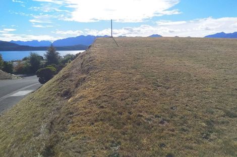 Photo of property in 19 Muriwai Drive, Manapouri, 9679