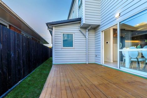 Photo of property in 26c Waipani Road, Te Atatu Peninsula, Auckland, 0610