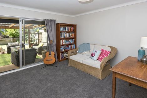 Photo of property in 4 Galvan Avenue, Sunnyhills, Auckland, 2010