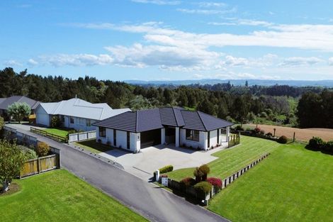 Photo of property in 8 Barron Way, Ohauiti, Tauranga, 3112