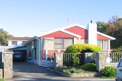 Photo of property in 5 Awarua Street, Elsdon, Porirua, 5022