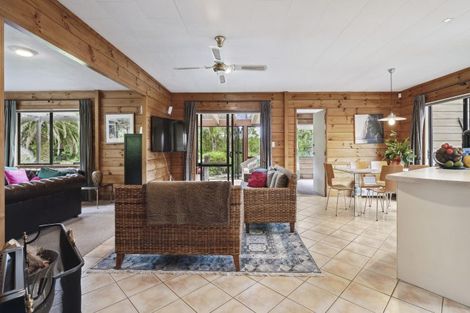 Photo of property in 331 Point Wells Road, Point Wells, 0986